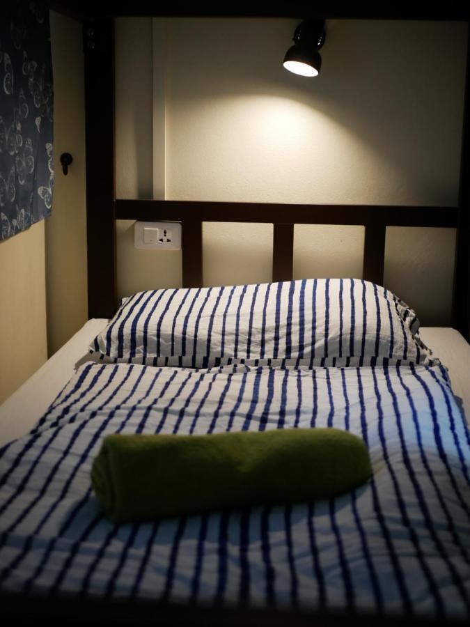 Bed Dee Time Hostel Bangkok Exterior foto
